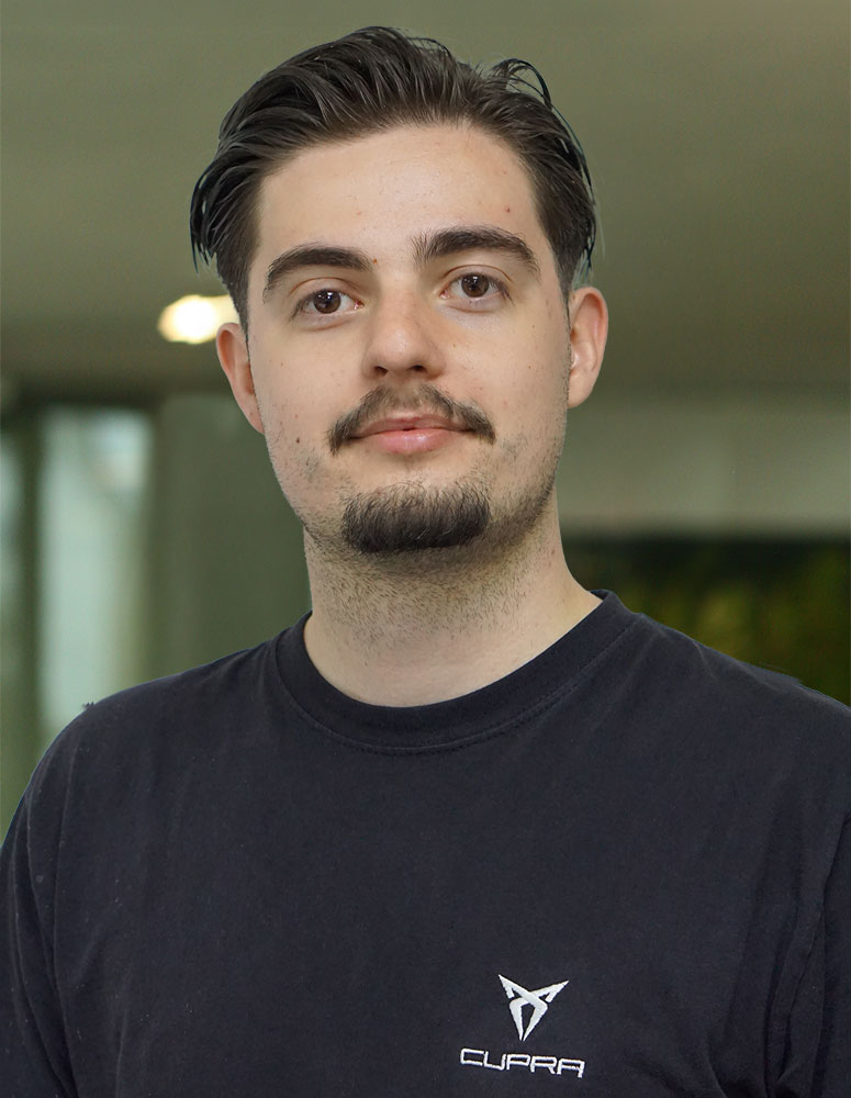 Fahrzeug-Aufbereiter